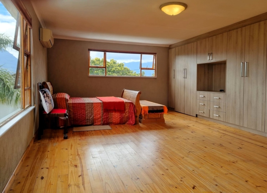 7 Bedroom Property for Sale in Langgewacht Western Cape